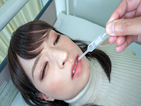 女性が苦手な男性教師が新任女教師を男の娘♂にしてしまう！？　サンプル画像02